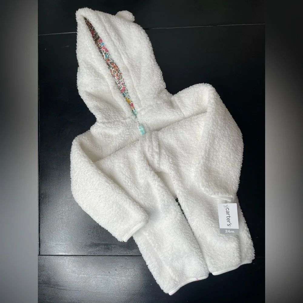 Carter's Fuzzy Bear White Baby zip up One Piece 24months NWT